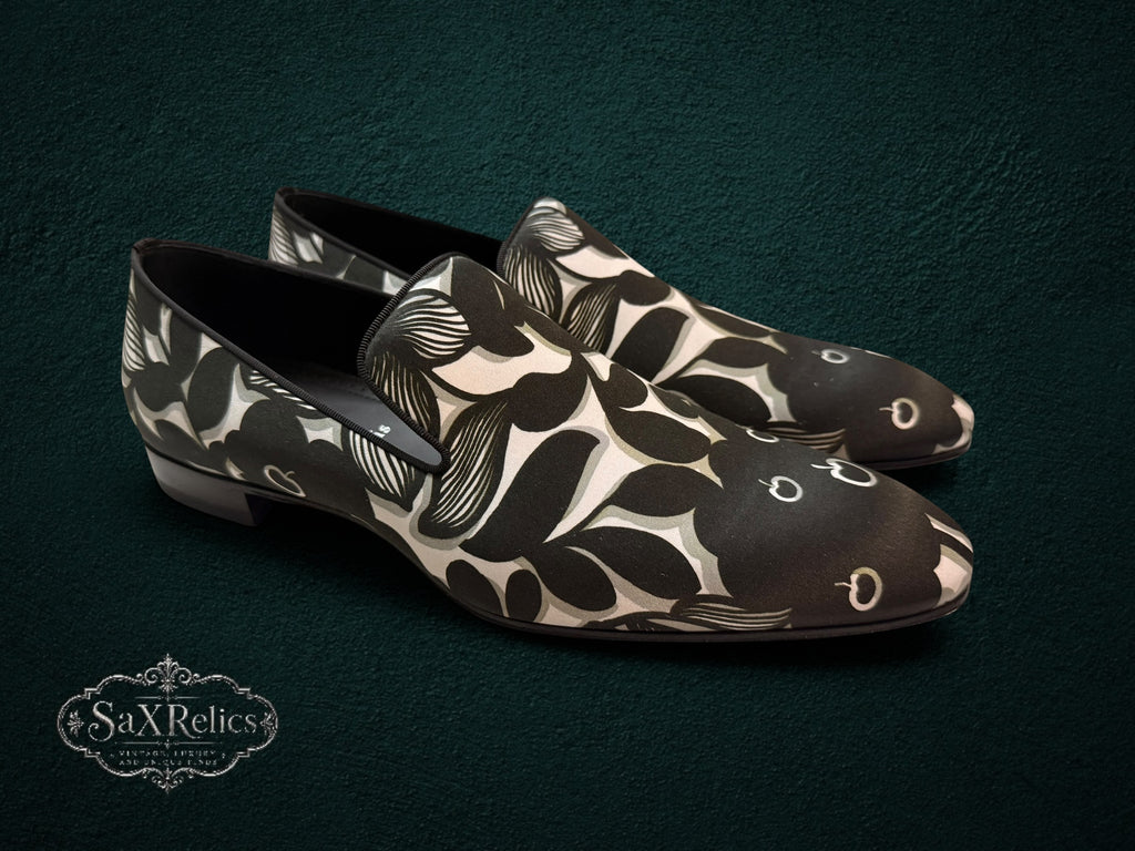 New in Box Christian Louboutin — Dandelion Flat 9.5